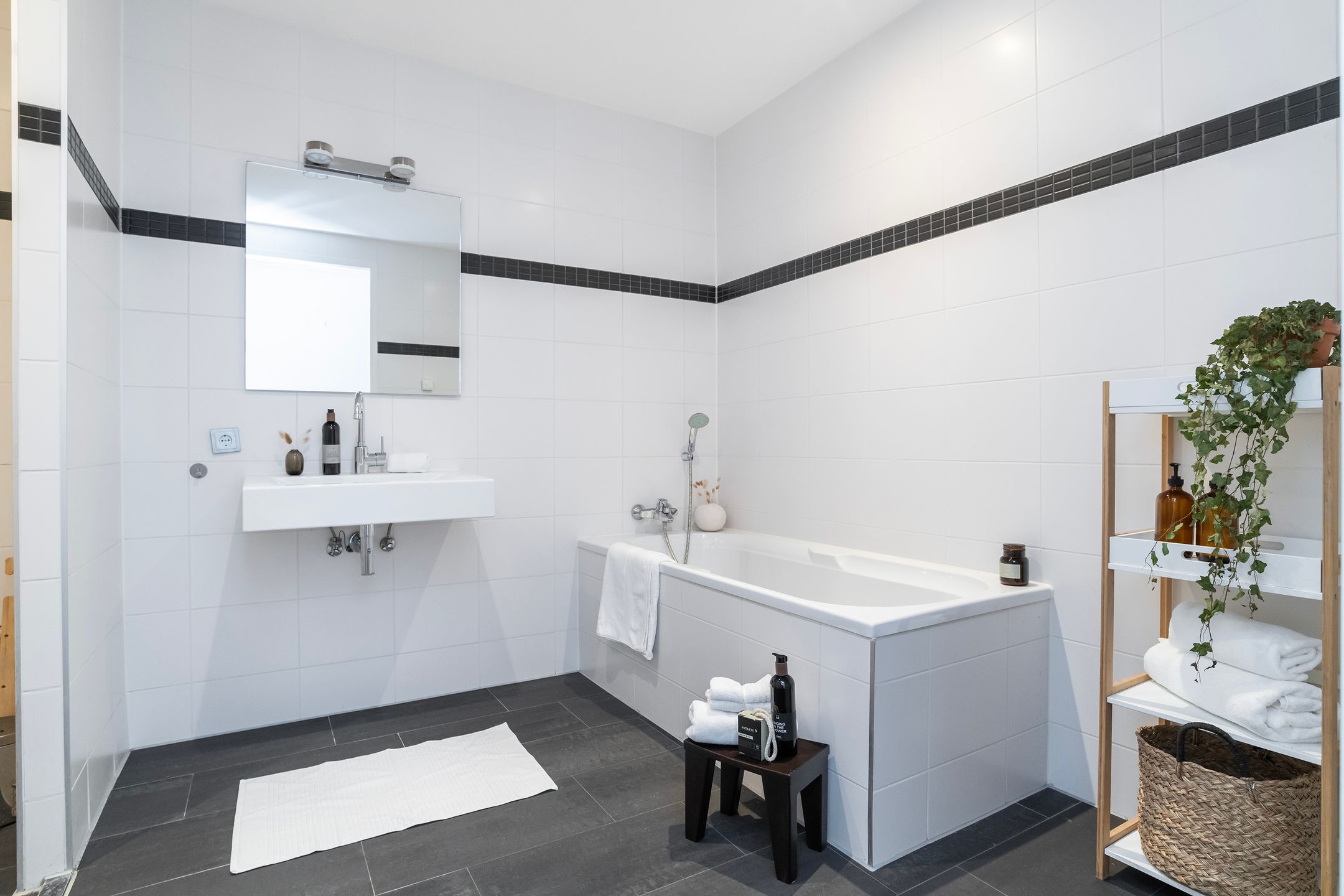 Foto 18 van Westplein 74