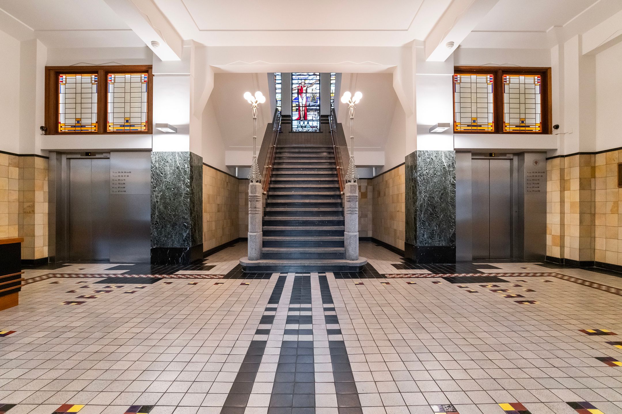 Foto 24 van Westplein 74