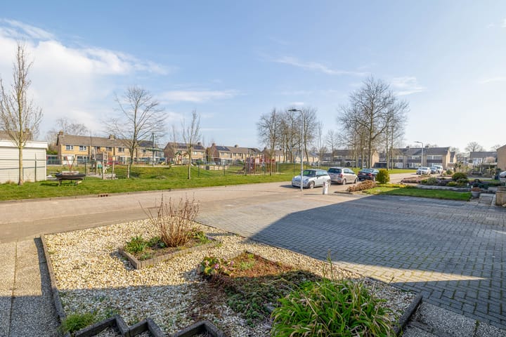 Foto 2 van S.H.de Rooshof 16