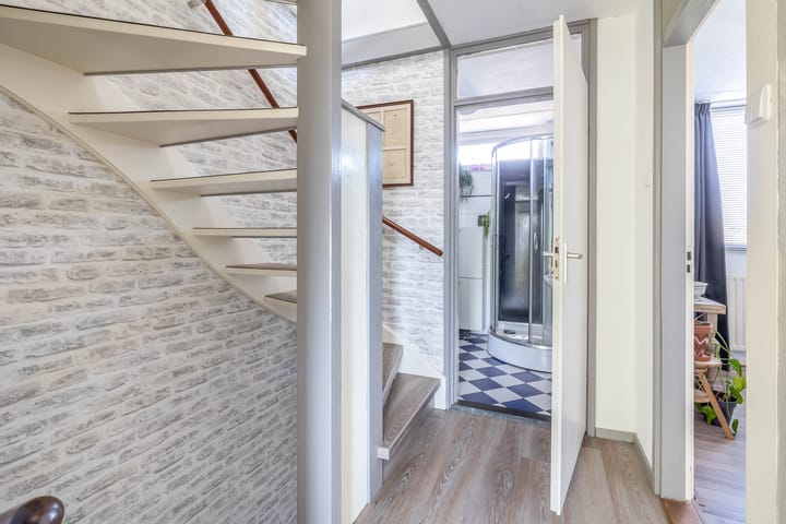 Foto 25 van S.H.de Rooshof 16