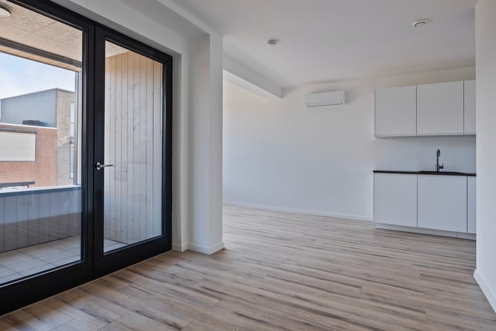 Foto 3 van Bredaseweg 38-J