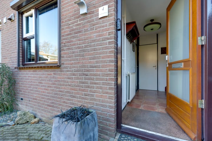 Foto 9 van Roodborststraat 4