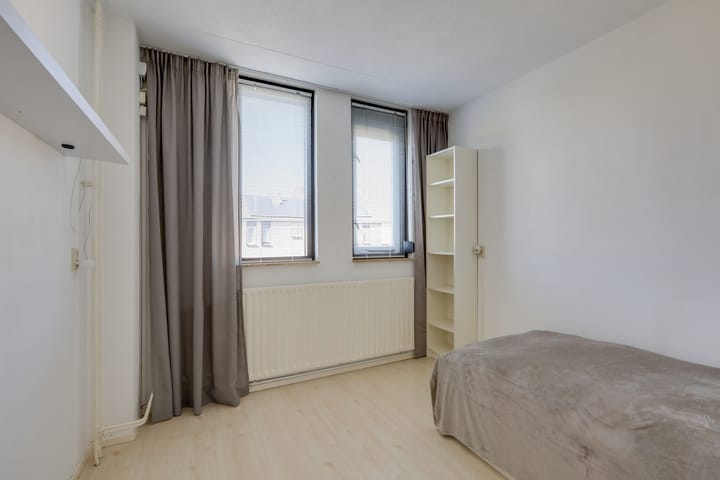 Foto 29 van Roodborststraat 4