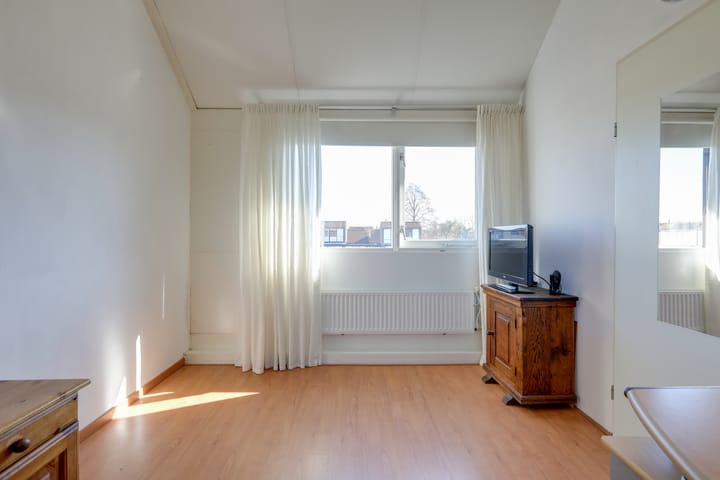 Foto 39 van Roodborststraat 4