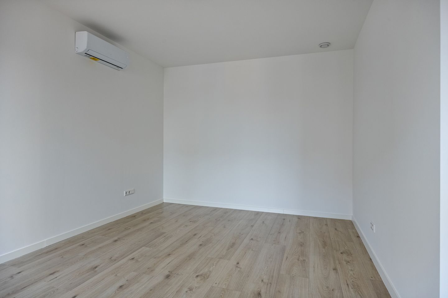 Foto 19 van Bredaseweg 38-K