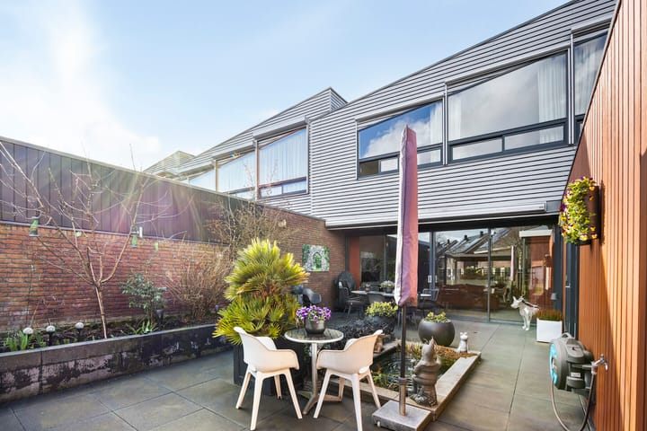 Photo 26 of Ina Boudierstraat 24