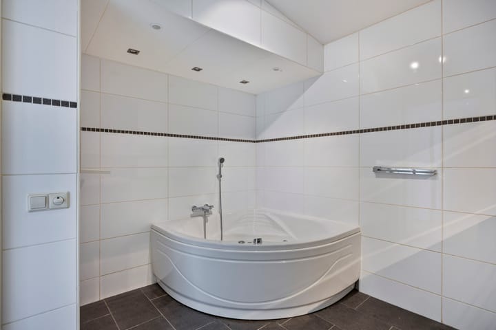 Photo 33 of Ina Boudierstraat 24