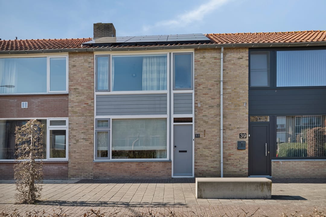 Foto 1 van Gouverneurstraat 37