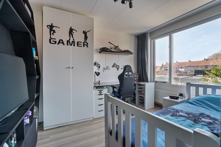 Foto 17 van Gouverneurstraat 37