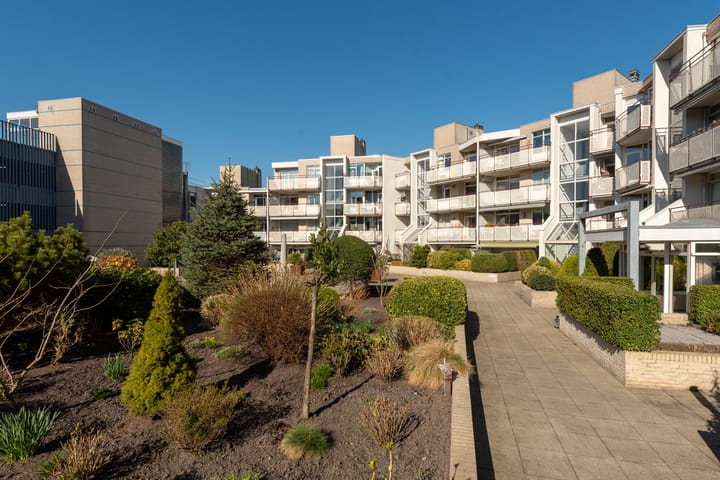 Foto 1 van Emmaplein 24