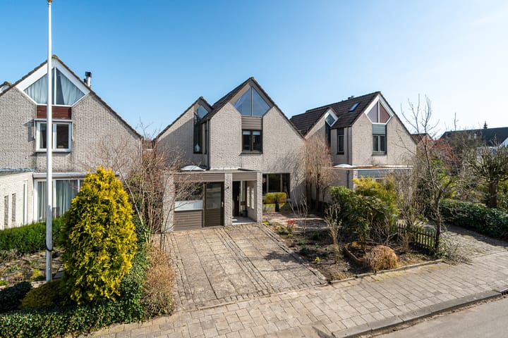 Foto 7 van Dotingastate 55