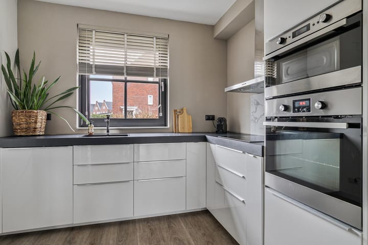 Foto 9 van Anna Nabermanlaan 18