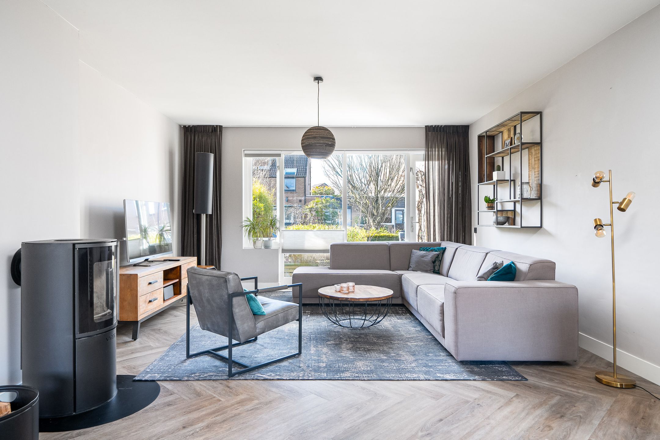 Photo 27 of Dotingastate 55