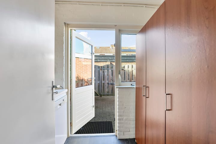 Photo 9 of Asterstraat 3