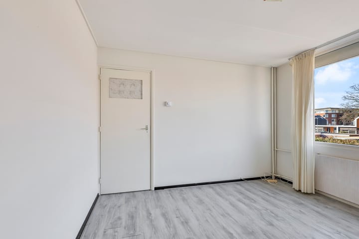 Photo 13 of Asterstraat 3