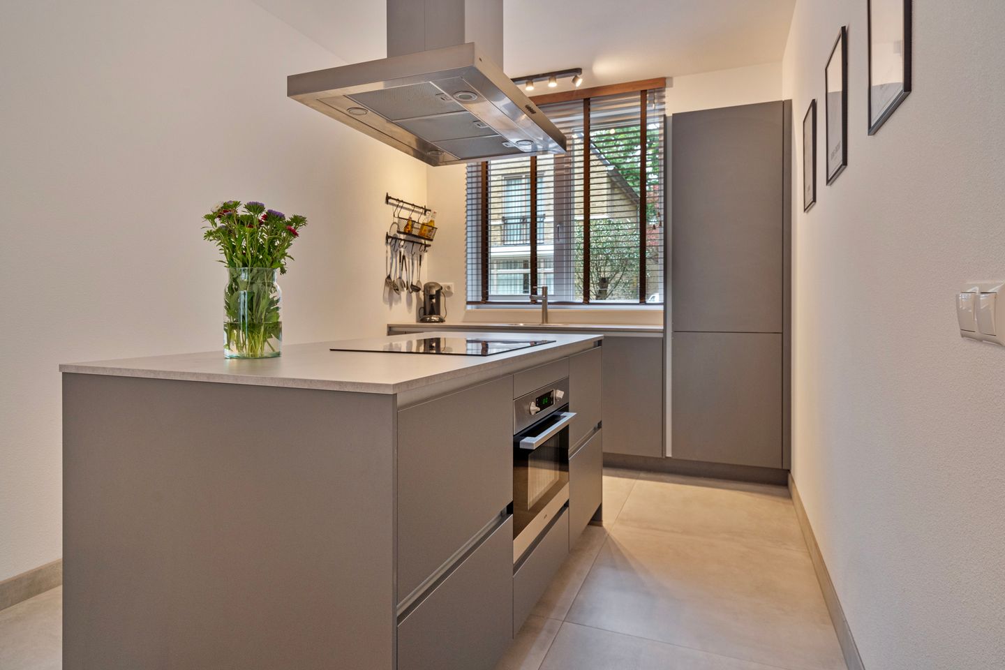 Foto 14 van Jacob Catserf 10