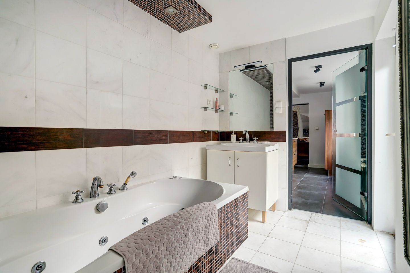 Foto 14 van Dr. Nolensstraat 7