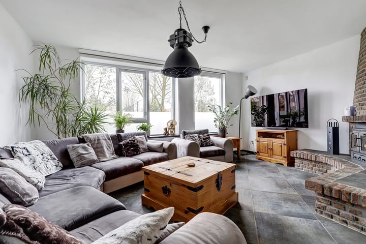 Photo 3 of Kamille 1