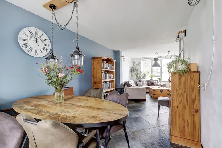 Photo 6 of Kamille 1