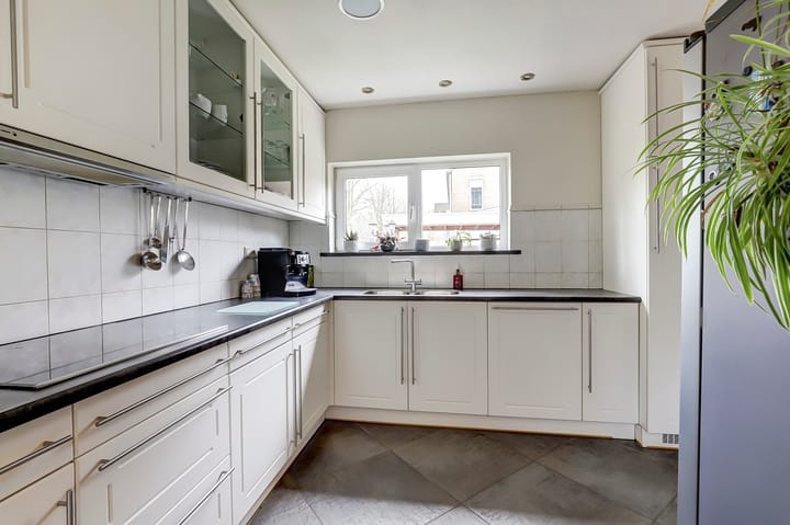 Photo 12 of Kamille 1