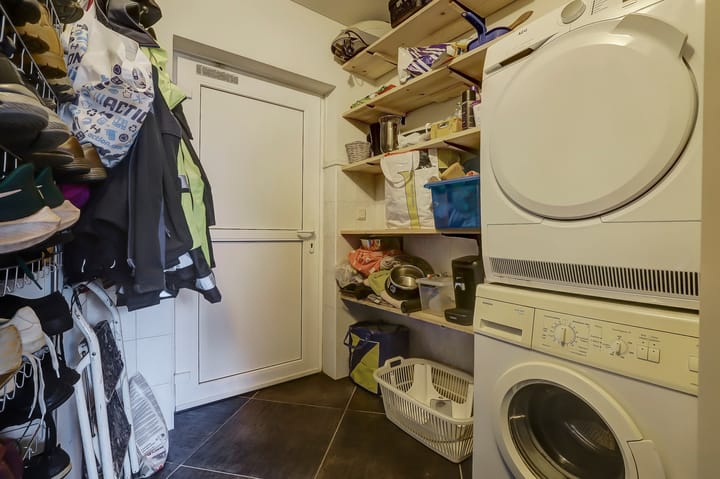 Photo 16 of Kamille 1