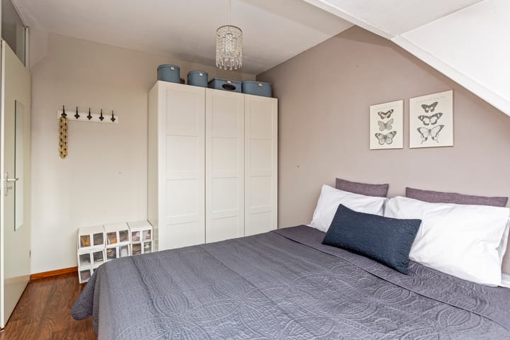 Photo 15 of Van Exelstraat 27