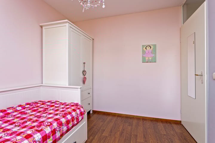 Photo 18 of Van Exelstraat 27