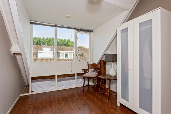 Photo 23 of Van Exelstraat 27