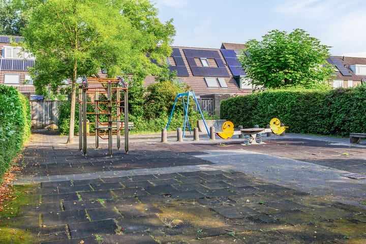 Photo 37 of Van Exelstraat 27