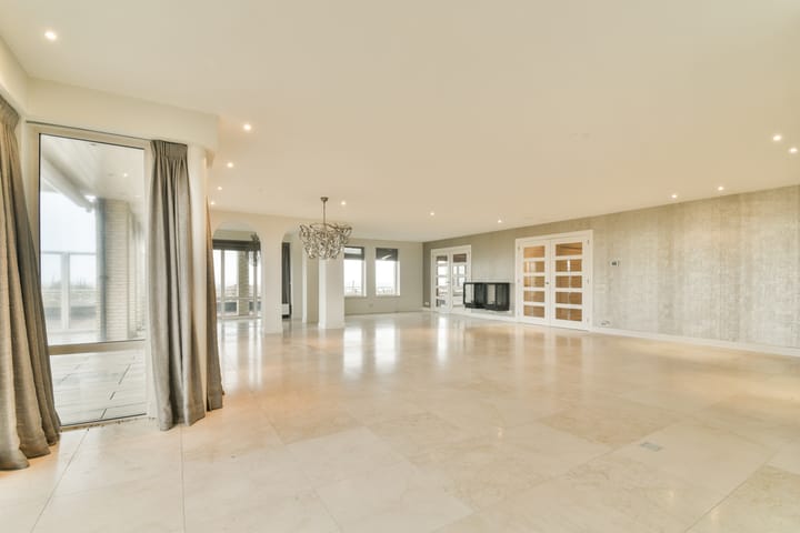 Photo 10 of Koningin Astrid Boulevard 67