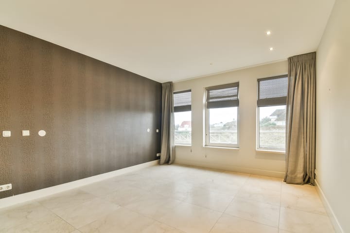 Photo 18 of Koningin Astrid Boulevard 67