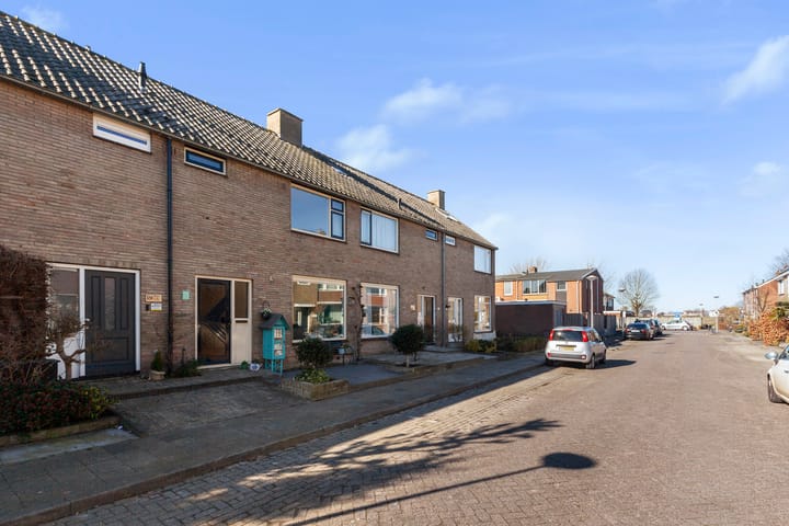 Foto 5 van Julianalaan 21