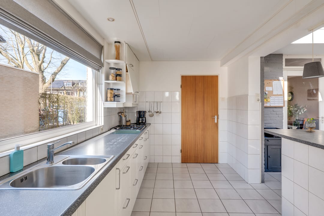 Foto 17 van Blaarthemseweg 54