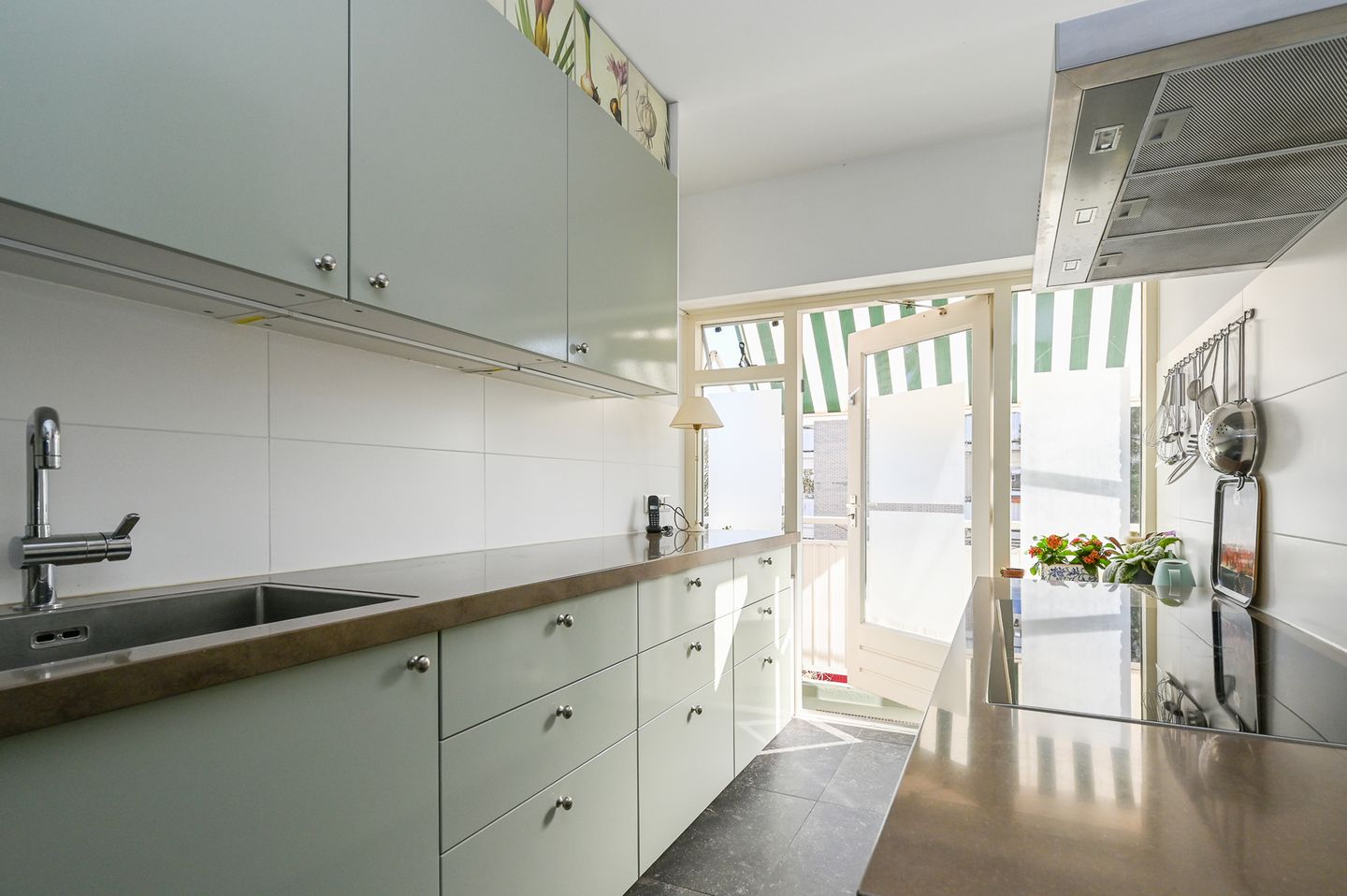 Foto 19 van Rigolettostraat 50