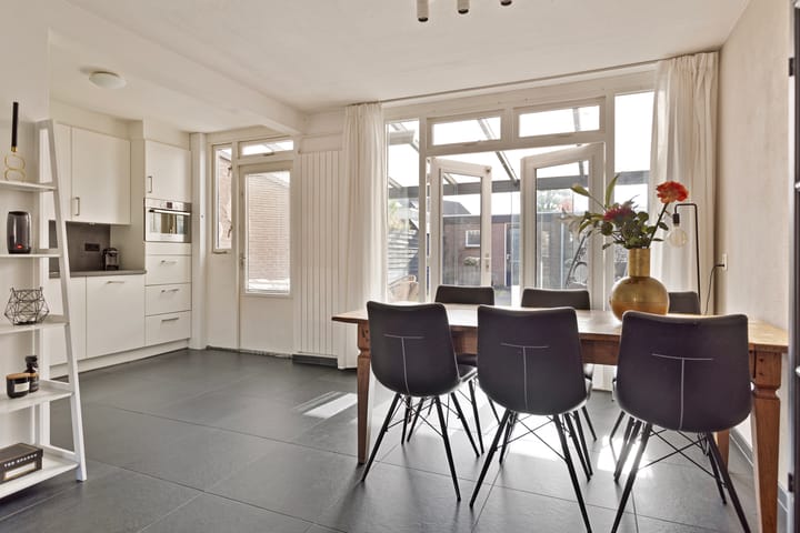 Foto 13 van Chamonixlaan 202