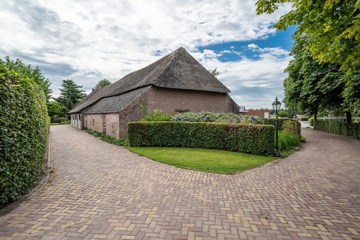 Foto 4 van Grote Bottel 10