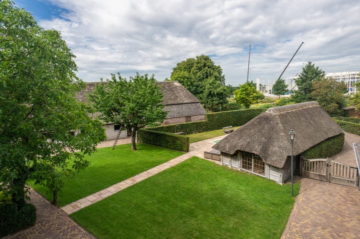 Foto 8 van Grote Bottel 10