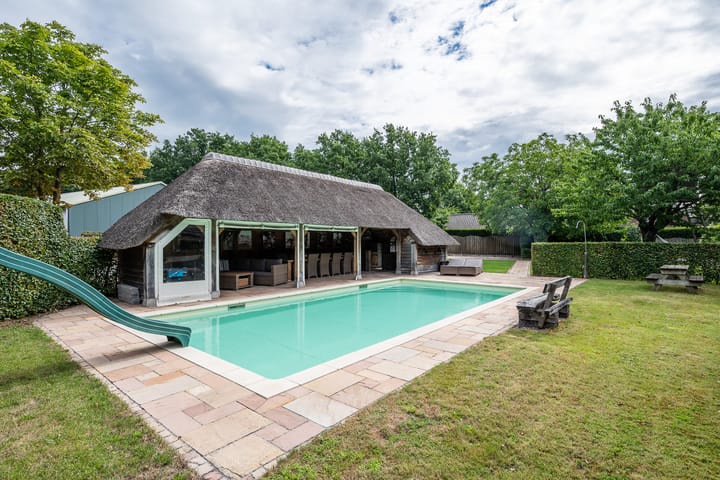 Foto 46 van Grote Bottel 10