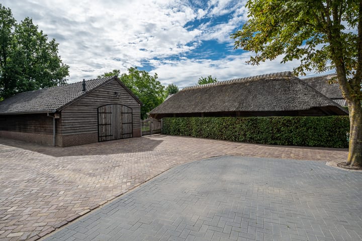 Foto 56 van Grote Bottel 10