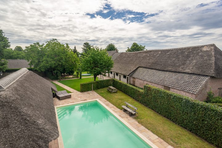 Foto 58 van Grote Bottel 10