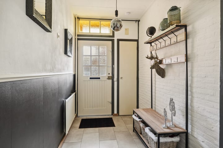 Photo 8 of Torenstraat 11