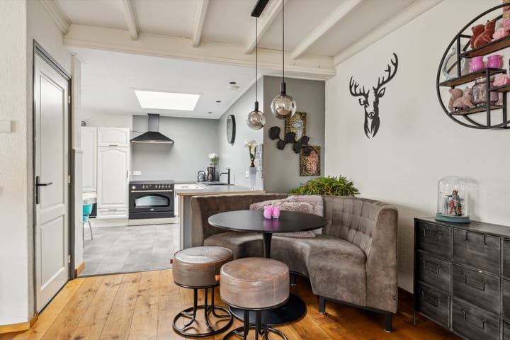 Photo 9 of Torenstraat 11