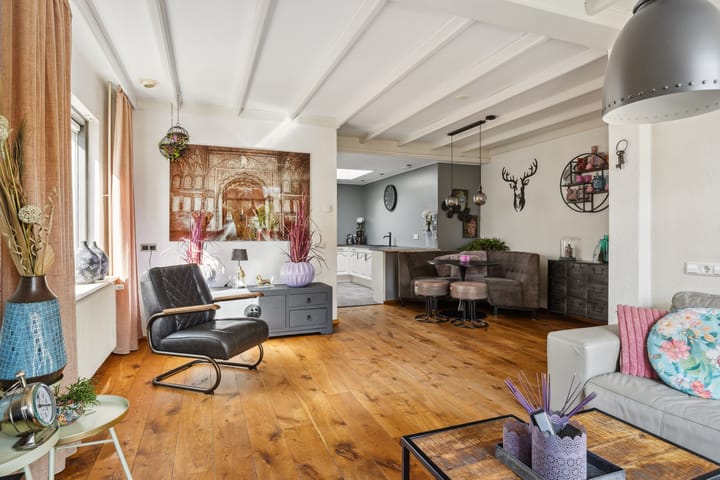 Photo 15 of Torenstraat 11