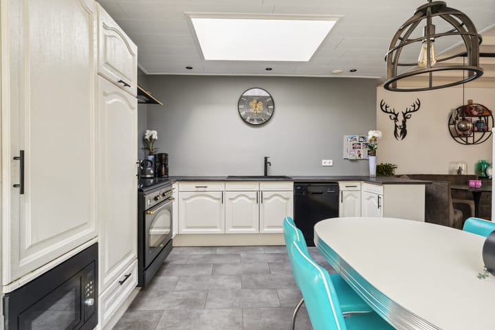 Photo 17 of Torenstraat 11