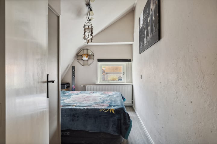 Photo 32 of Torenstraat 11