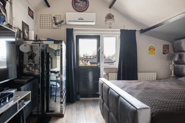 Photo 34 of Torenstraat 11