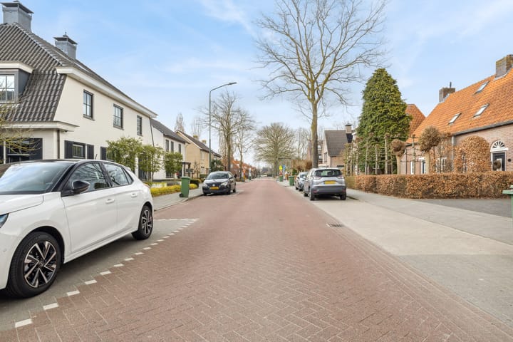 Photo 48 of Torenstraat 11