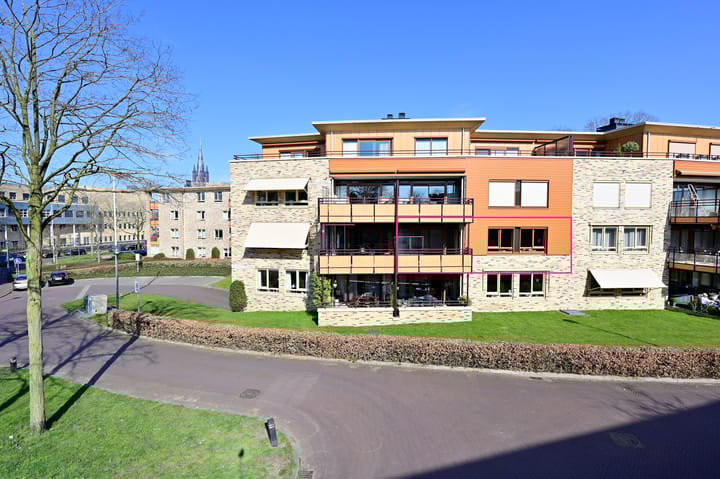 Foto 1 van Zeshoven 7