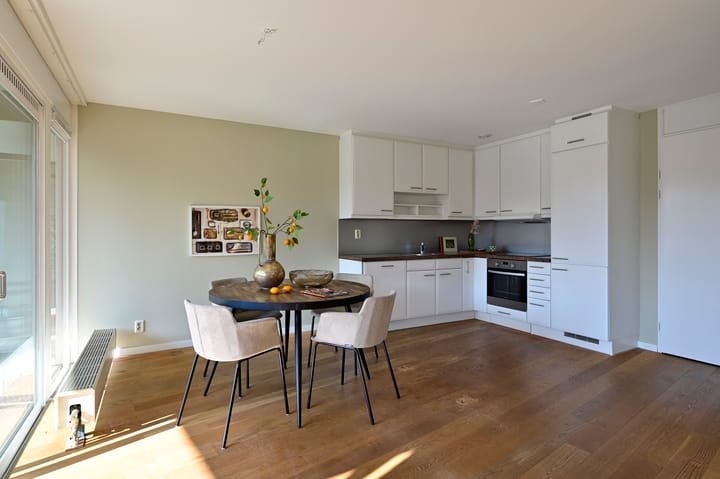 Foto 10 van Zeshoven 7