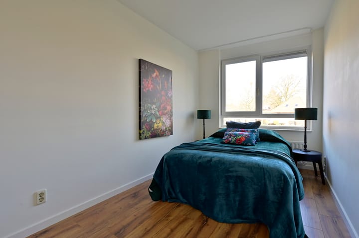 Foto 20 van Zeshoven 7